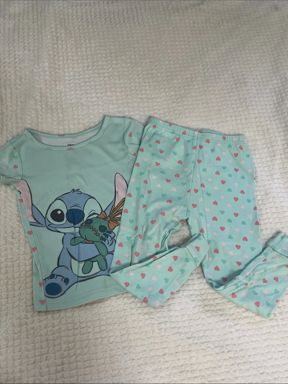 ⭐️4 for $20 Disney Stitch Green Heart Pajama Set